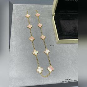 «Десять цветов» из материала V-Gold  