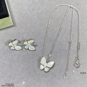 Ожерелье VCA Cleef&Arpels из белог