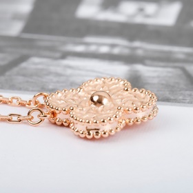 Коллекция Vintage Alhambra точно воссо