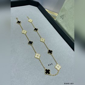 Колье V743VCA из черного перламутра с 