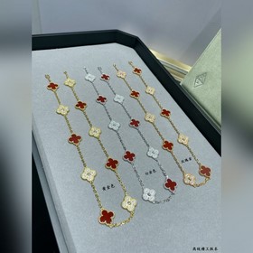 V771 VCA — изысканное колье с красными