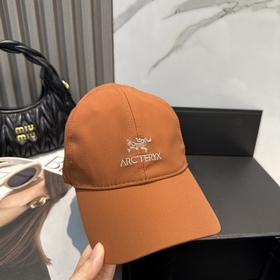 ARCTERYX SMALL BIRD HAT — бейсболка с 