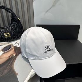 ARCTERYX SMALL BIRD HAT — бейсболка с 