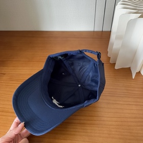 Новая модель бейсболки Arc'teryx 