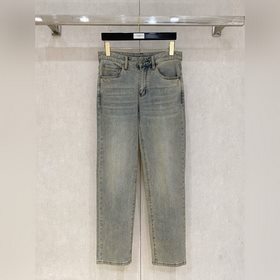 Balenciaga представляет новую коллекци