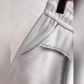 Balenciaga С тремя логотипами Новые 