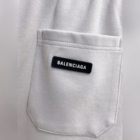 Balenciaga С тремя логотипами Новые 