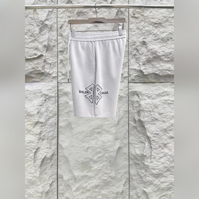 Balenciaga С тремя логотипами Новые 