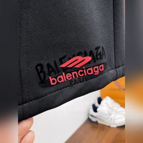 Balenciaga  Мужские шорты в стиле кэж