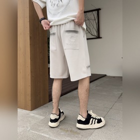 Balenciaga С тремя логотипами Новинк