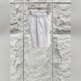 Balenciaga С тремя логотипами Новые 