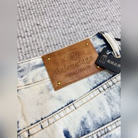 Balenciaga, новинка лета 2026 года： мо