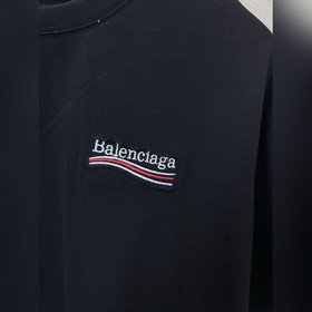 Balenciaga： новая коллекция, ради кото