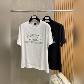 Balenciaga — отличная новость для полн