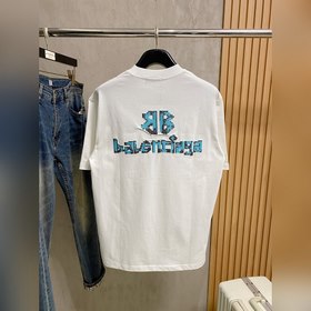 Balenciaga — новая модель 2026 года： м