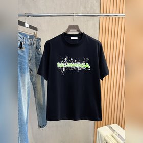 Balenciaga С тремя логотипами Новая