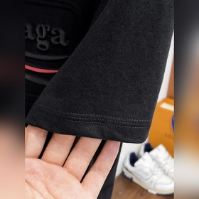 Balenciaga С тремя логотипами Новинк