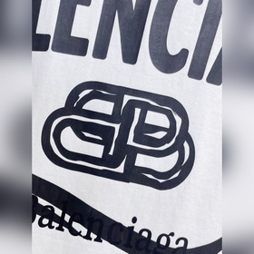 Balenciaga С тремя логотипами Новая 