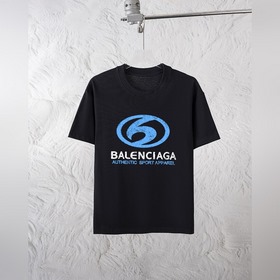 Balenciaga — эксклюзивный новый компле
