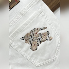 Главная новинка   Burberry  berry 