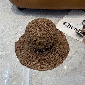 Новая соломенная шляпа CELINE из рафии