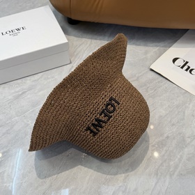 Новая соломенная шляпа CELINE из рафии