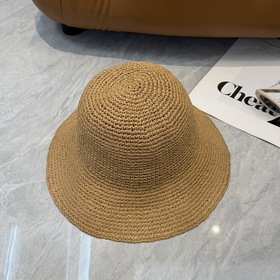 Новая соломенная шляпа CELINE из рафии