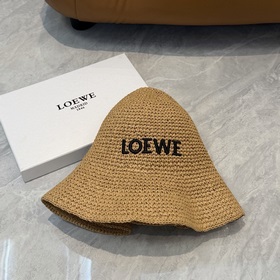 Новая соломенная шляпа CELINE из рафии