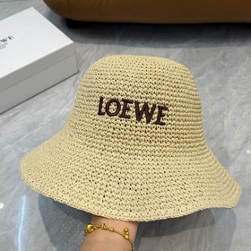 Новая соломенная шляпа CELINE из рафии