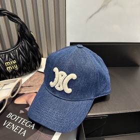 [CELINE] Новая модель бейсболки в лак