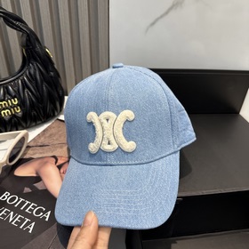 [CELINE] Новая модель бейсболки в лак