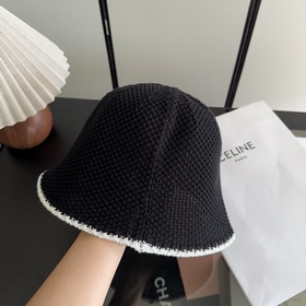 Рыбацкая кепка Celine — лаконичная мод