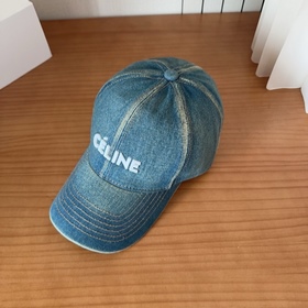 CELINE — новая ранневесенняя бейсболка