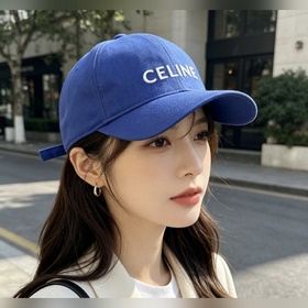 CELINE (Селин) — новая бейсболка в лак