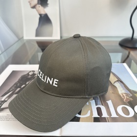 CELINE (Селин) — новая бейсболка в лак