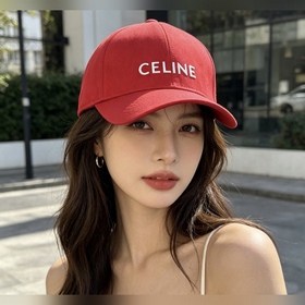 CELINE (Селин) — новая бейсболка в лак