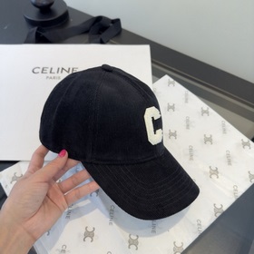 Новая кепка-бейсболка от Celine с козы