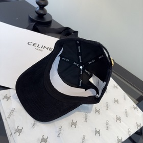 Новая кепка-бейсболка от Celine с козы