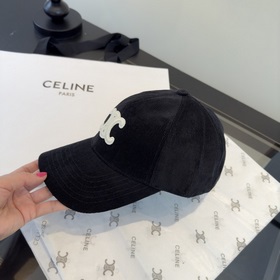 Новая кепка-бейсболка от Celine с козы
