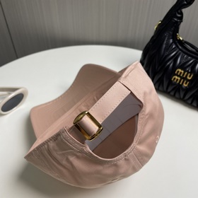 Популярная бейсболка CELINE (Селин) с 