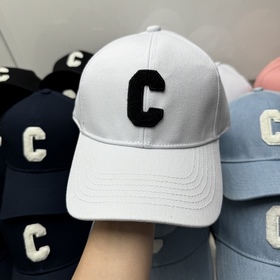 Бейсболка Celine из коллекции весна-ле