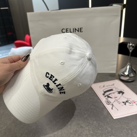 Новая коллекция CELINE в лаконичном ст