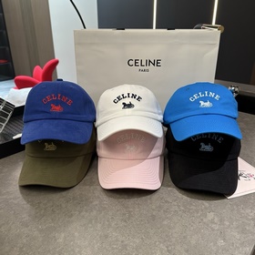 Новая коллекция CELINE в лаконичном ст