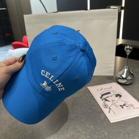 Новая коллекция CELINE в лаконичном ст