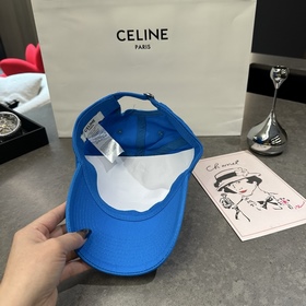 Новая коллекция CELINE в лаконичном ст