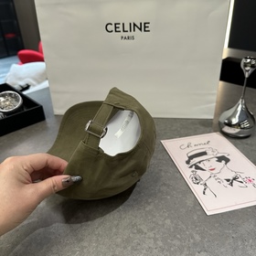 Новая коллекция CELINE в лаконичном ст