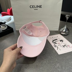 Новая коллекция CELINE в лаконичном ст