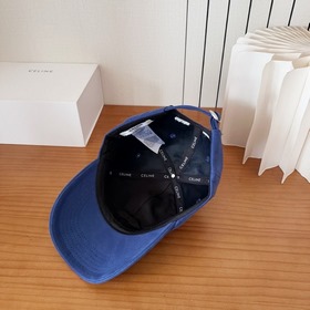 CELINE — новая бейсболка. Возьмите её 