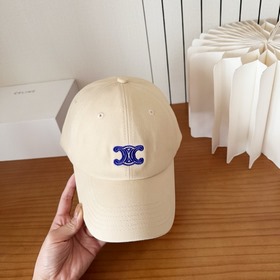 CELINE — новая бейсболка. Возьмите её 