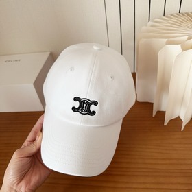 CELINE — новая бейсболка. Возьмите её 